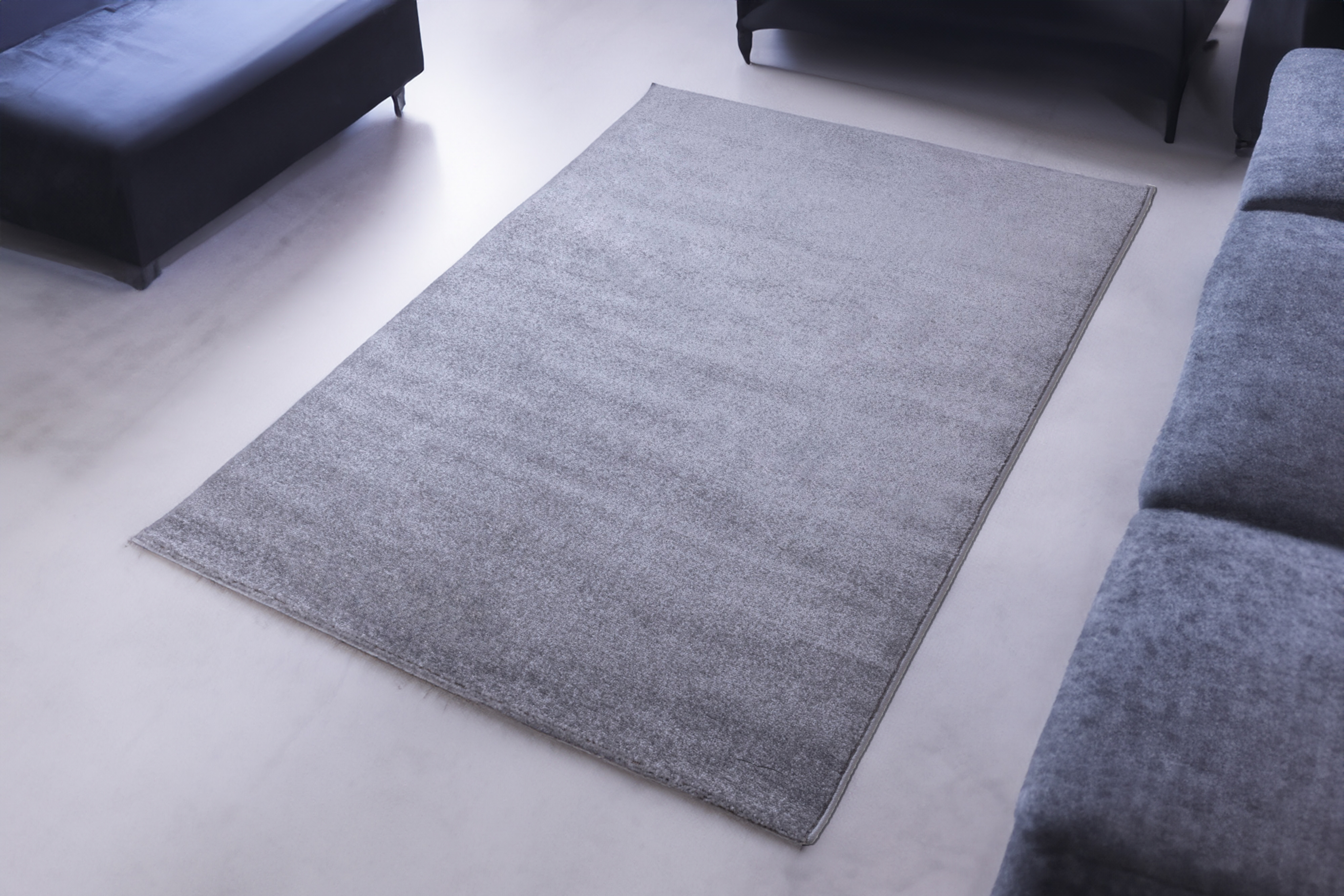 Zora egyszínű szőnyeg Szürke 200x280 cm